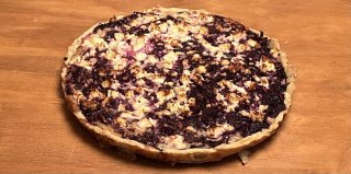 Rotkohl-Tarte mit Feigen