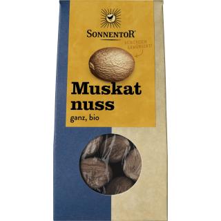 Muskatnüsse,Tüte,teilw.halbier