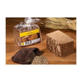 VK Schwarzbrot, geschnitten